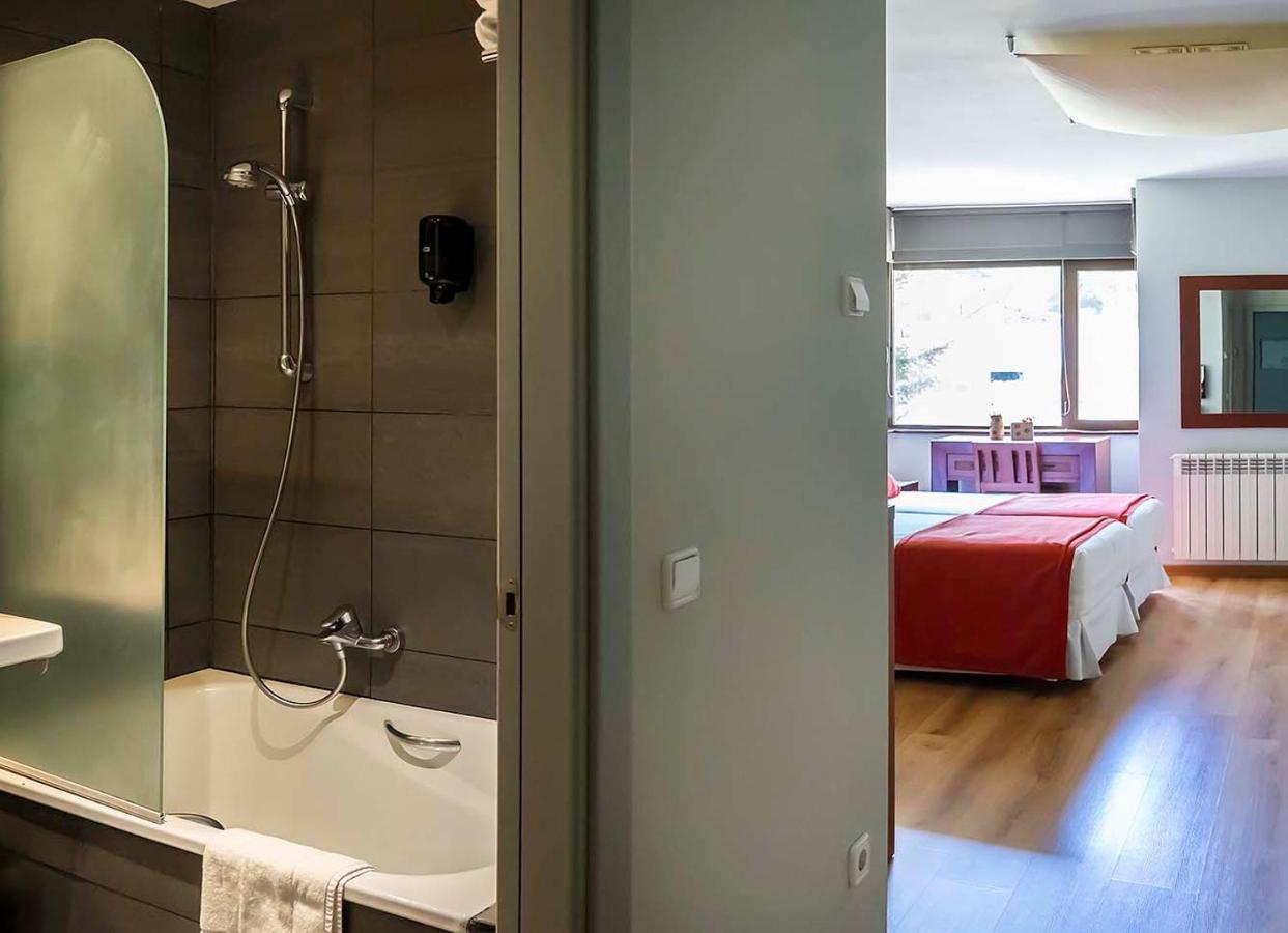 Hotel Roca Blanca Espot Zewnętrze zdjęcie