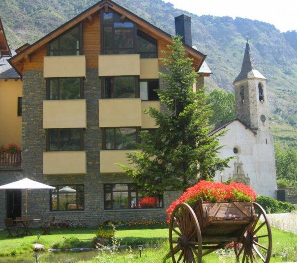 Hotel Roca Blanca Espot Zewnętrze zdjęcie
